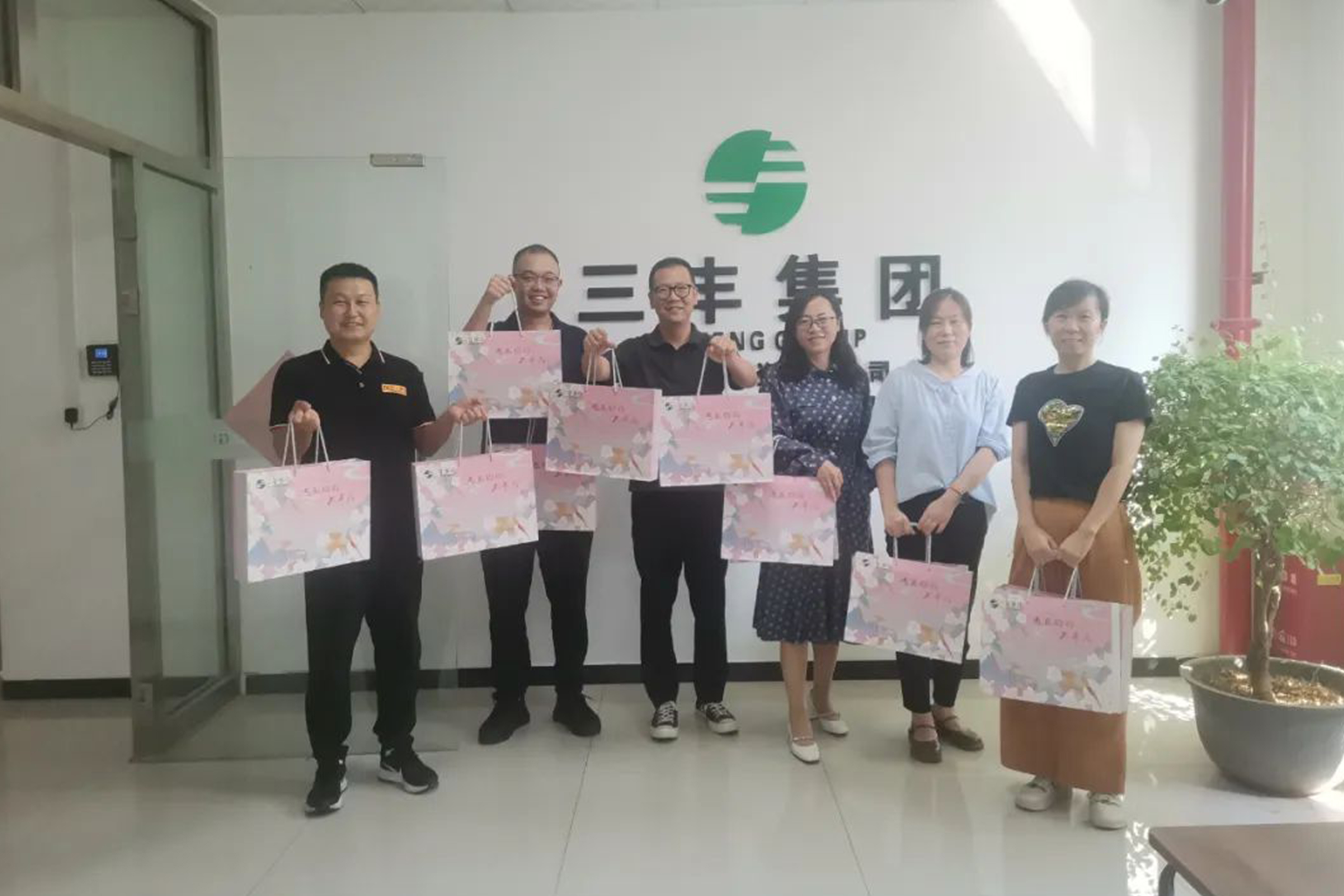 BG���Ρ�(�й�����)�ٷ���վ